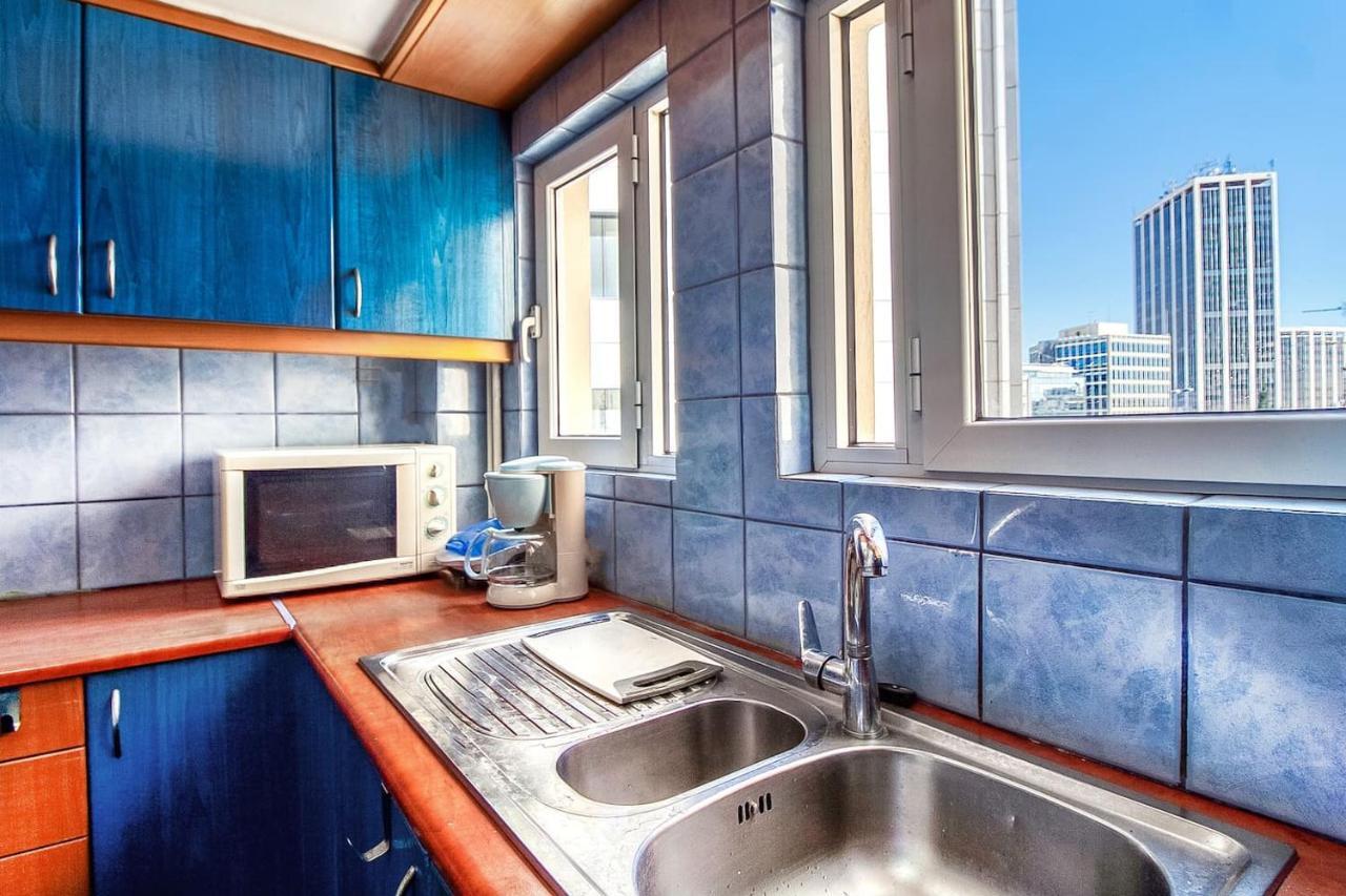 Spacious Flat Near Ampelokipoi Metro Station Athens Exterior photo
